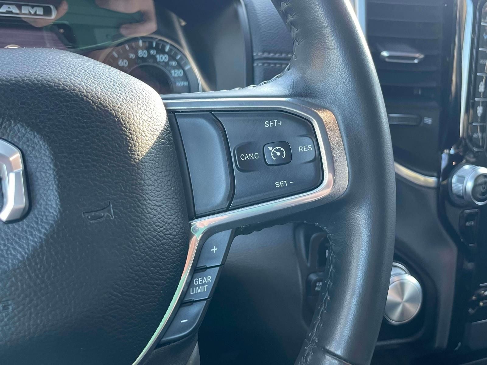 2023 RAM 1500 Laramie Crew Cab 4x4 5'7' Box