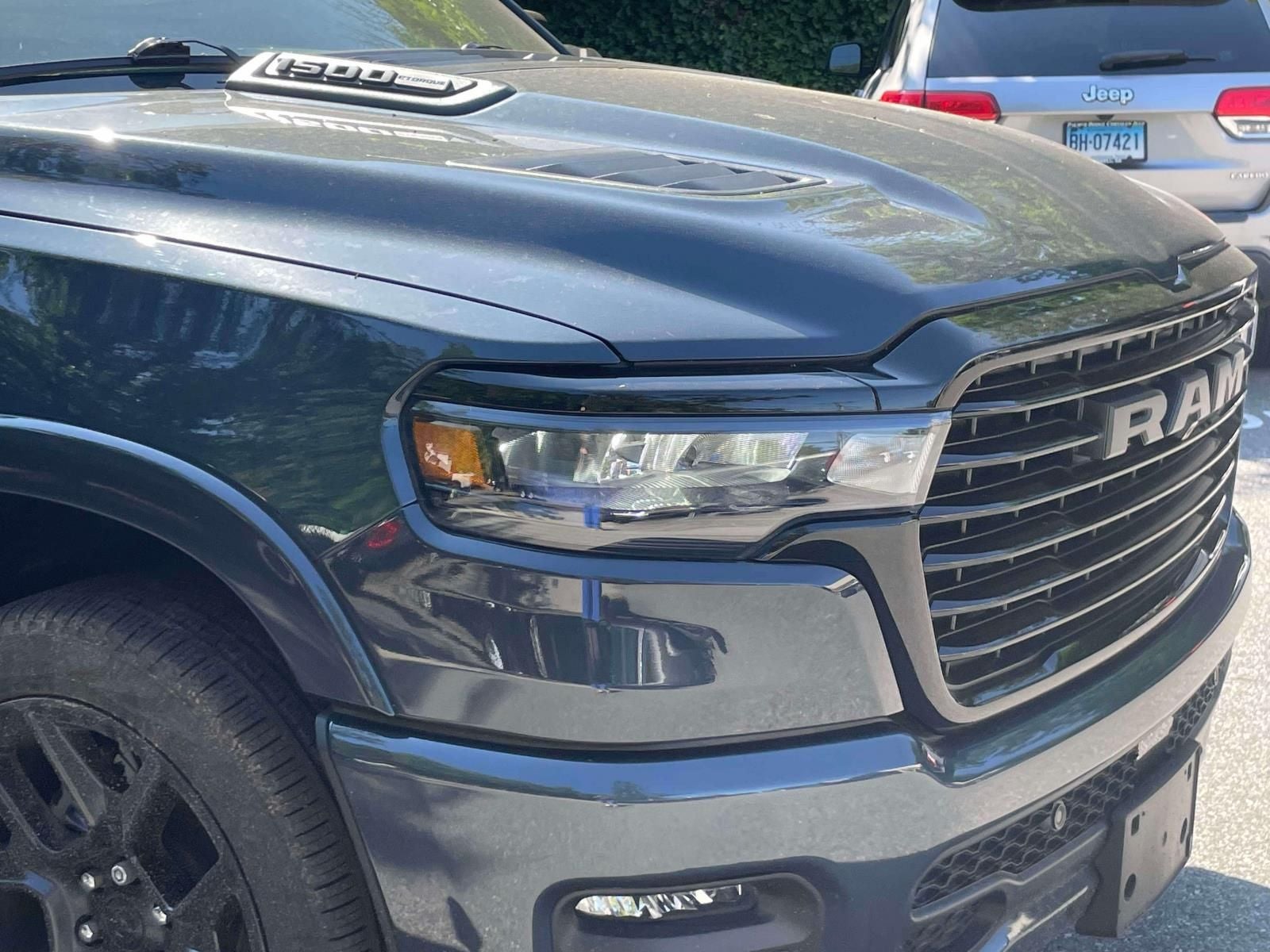 2026 RAM 1500 Laramie Crew Cab 4x4 5'7' Box