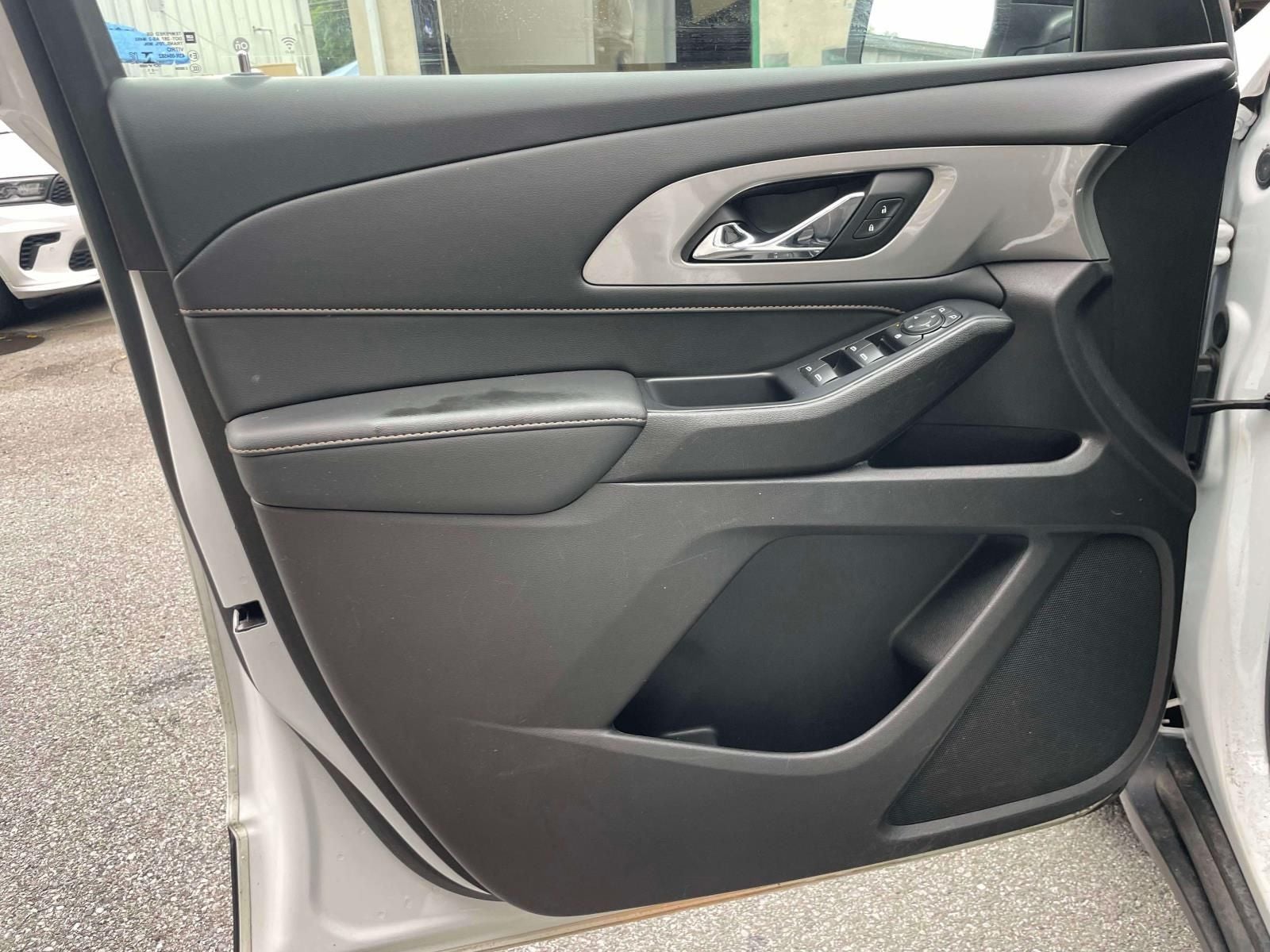 2021 Chevrolet Traverse FWD LS