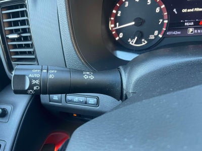 2023 Nissan Frontier Crew Cab PRO-4X 4x4