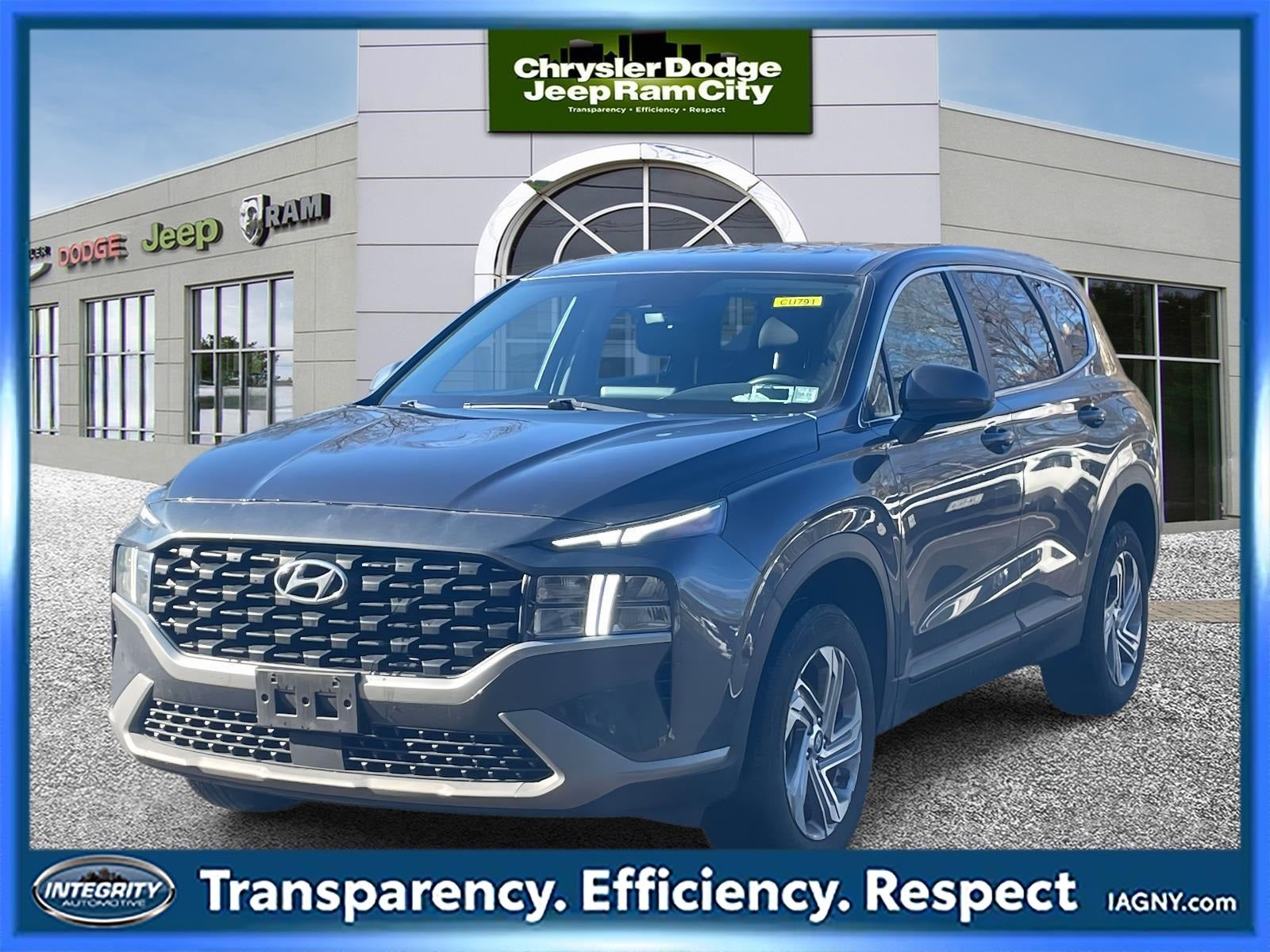 2022 Hyundai Santa Fe SE