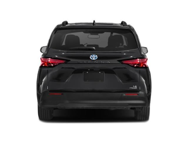 2022 Toyota Sienna LE