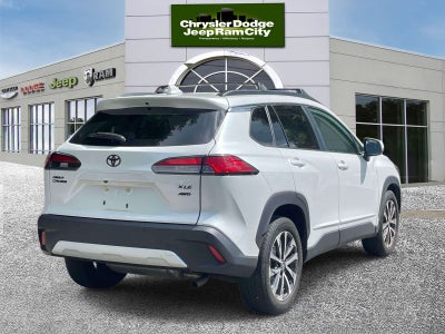 2024 Toyota Corolla Cross XLE