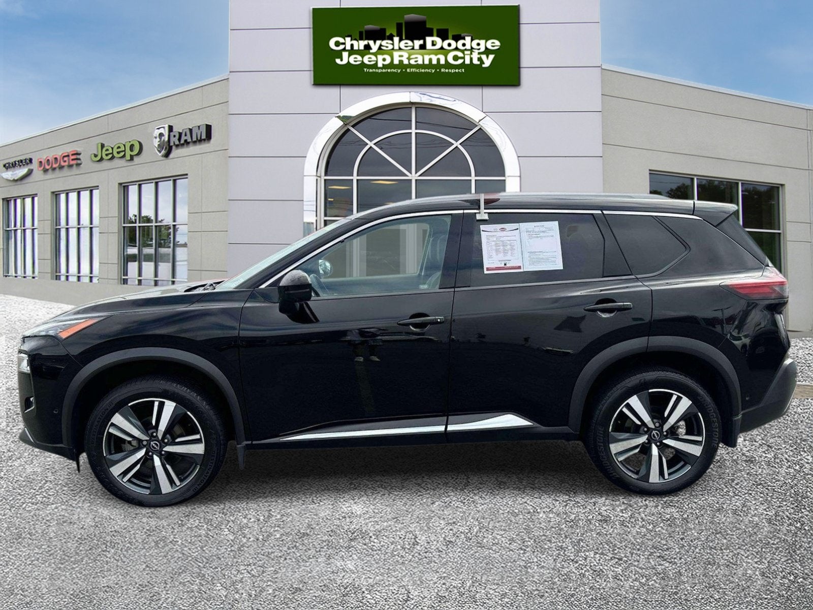 2023 Nissan Rogue SL