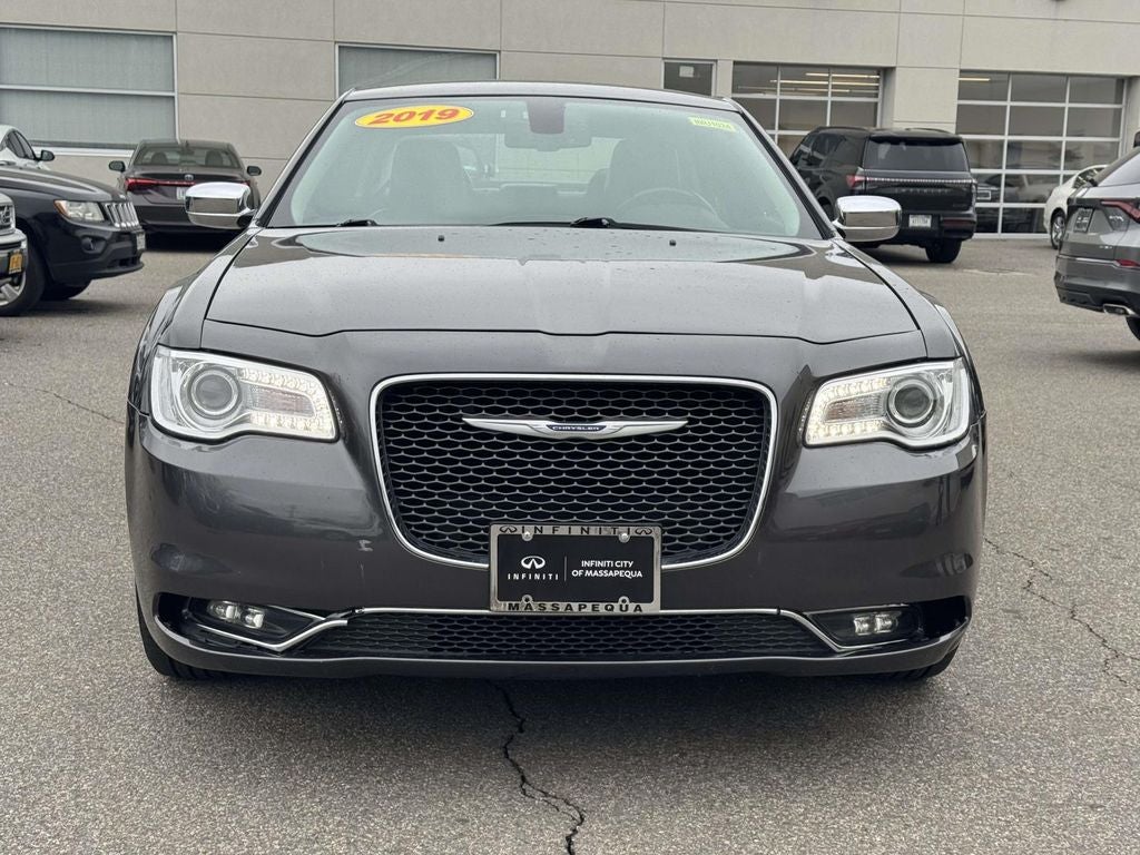 2019 Chrysler 300 Limited