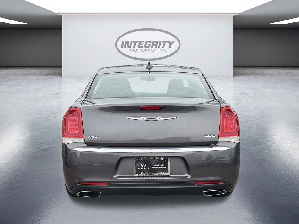 2019 Chrysler 300 Limited