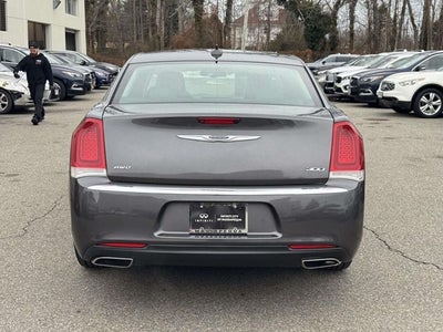 2019 Chrysler 300 Limited
