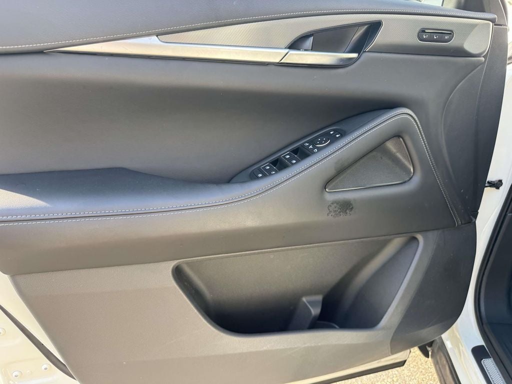 2023 INFINITI QX60 LUXE AWD