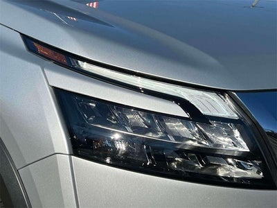 2025 Nissan Pathfinder S