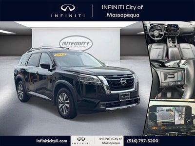 2024 Nissan Pathfinder SL
