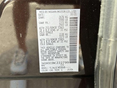 2022 Nissan Pathfinder SL