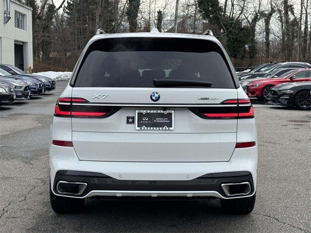 2023 BMW X7 xDrive40i