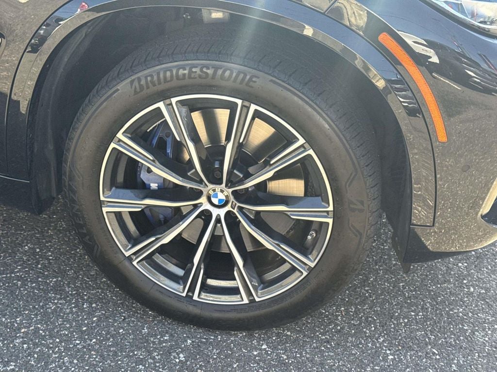2022 BMW X5 M50i