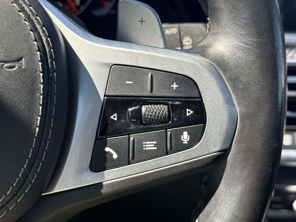 2022 BMW X5 M50i