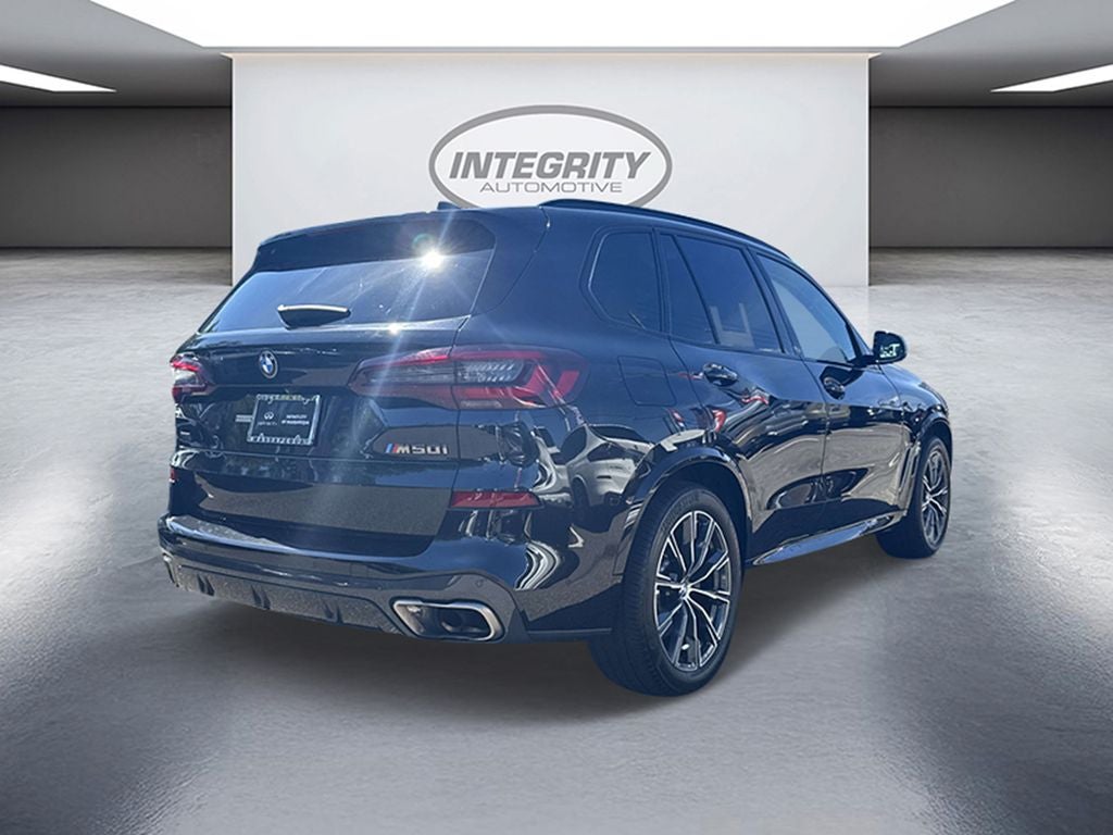 2022 BMW X5 M50i