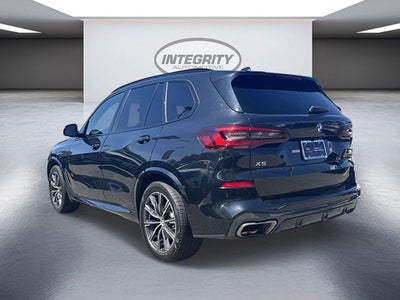 2022 BMW X5 M50i