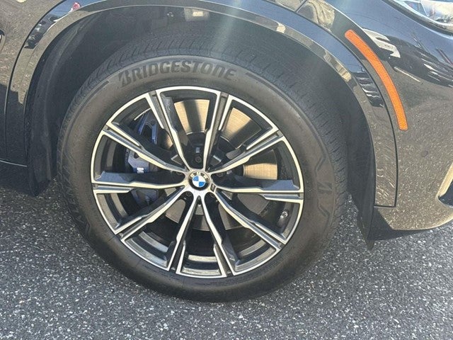2022 BMW X5 M50i