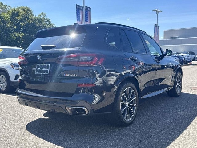 2022 BMW X5 M50i