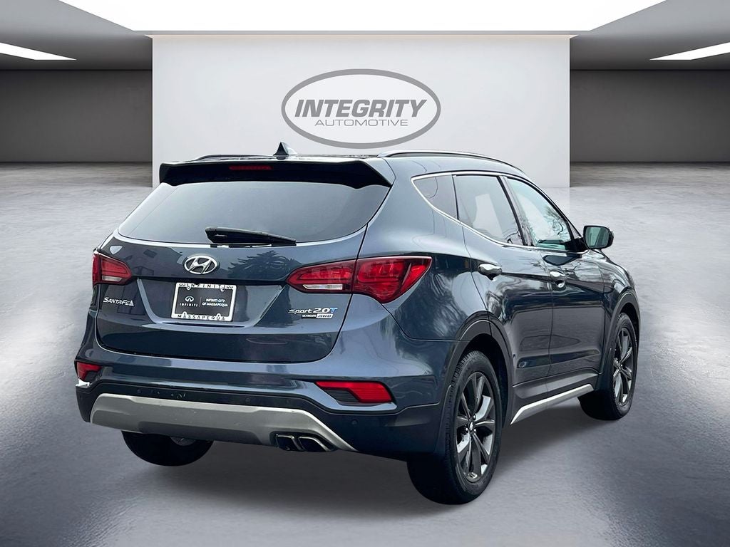 2017 Hyundai Santa Fe Sport 2.0T Ultimate