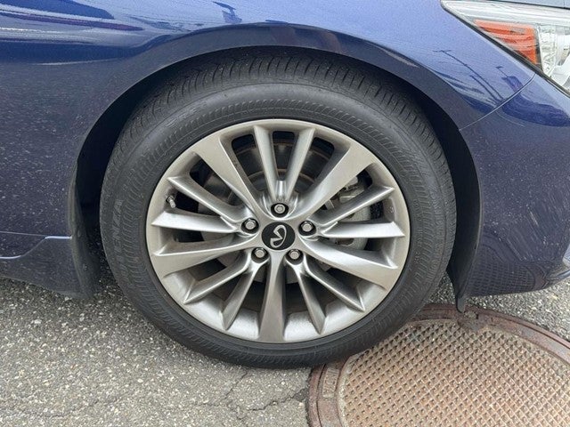 2023 INFINITI Q50 LUXE AWD