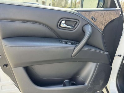 2024 INFINITI QX80 Premium Select