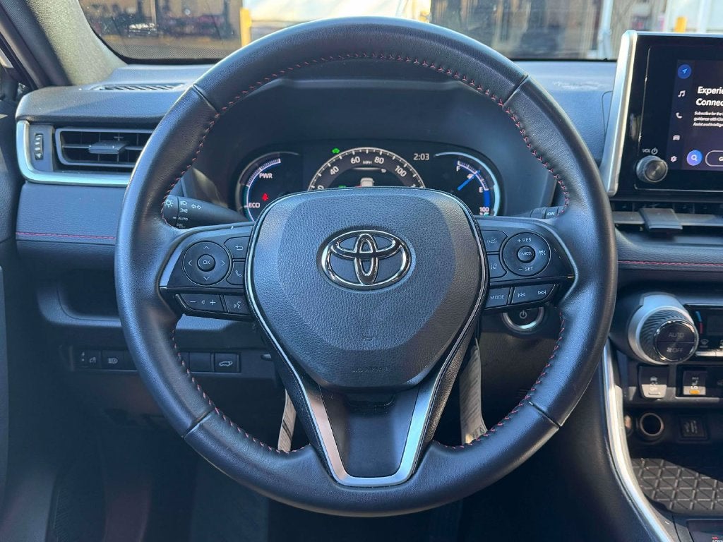 2025 Toyota RAV4 Plug-In Hybrid SE