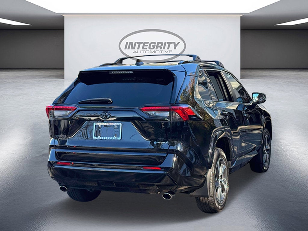2025 Toyota RAV4 Plug-In Hybrid SE