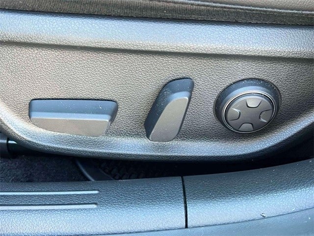 2025 Genesis G70 2.5T Sport Prestige