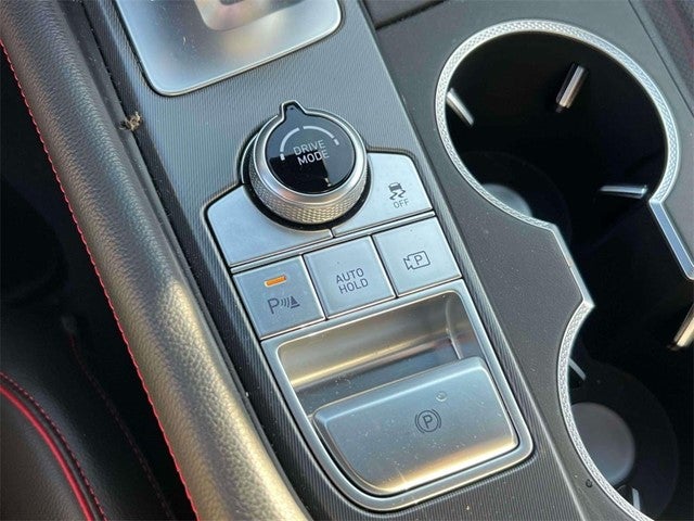 2025 Genesis G70 2.5T Sport Prestige