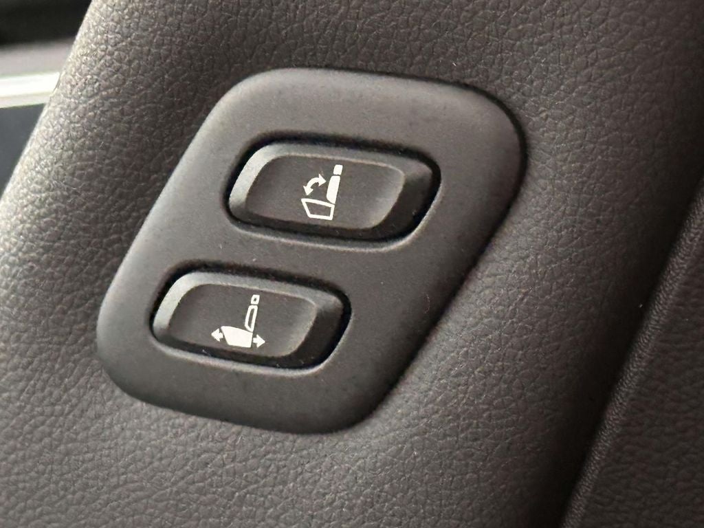 2024 Genesis GV70 2.5T