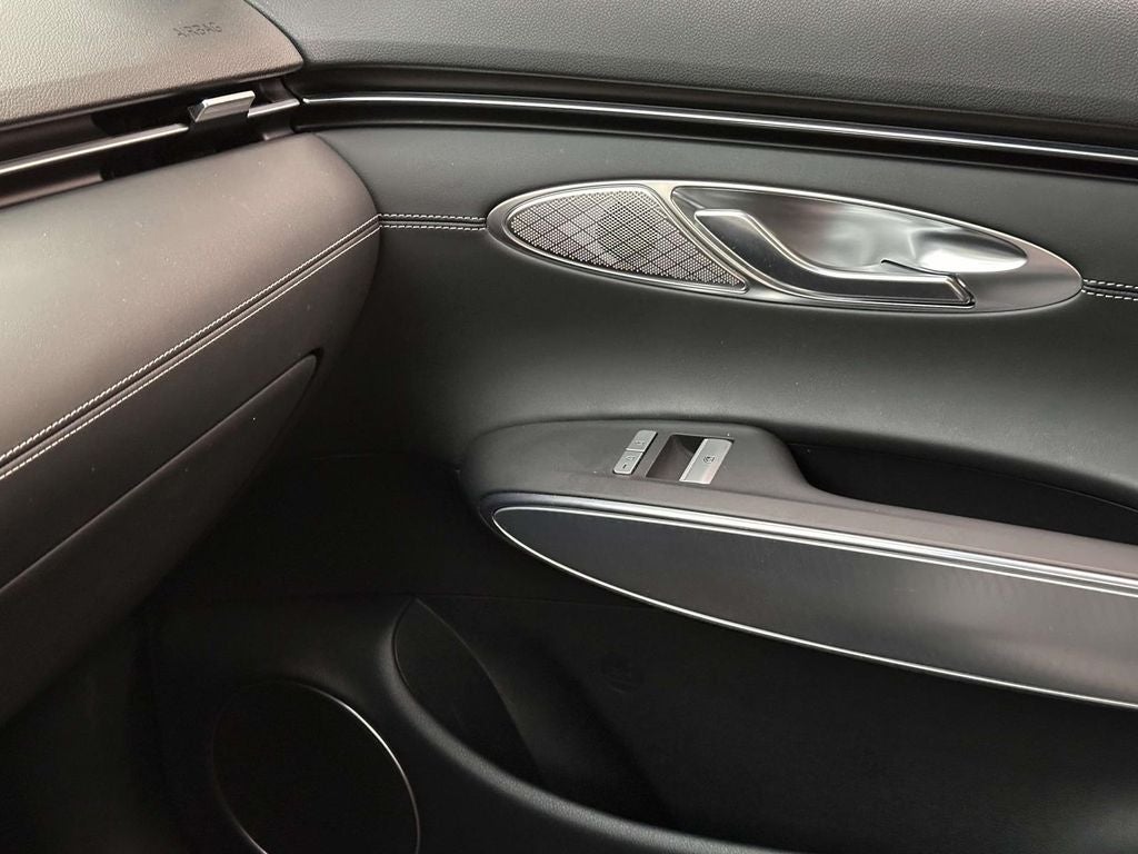 2024 Genesis GV70 2.5T