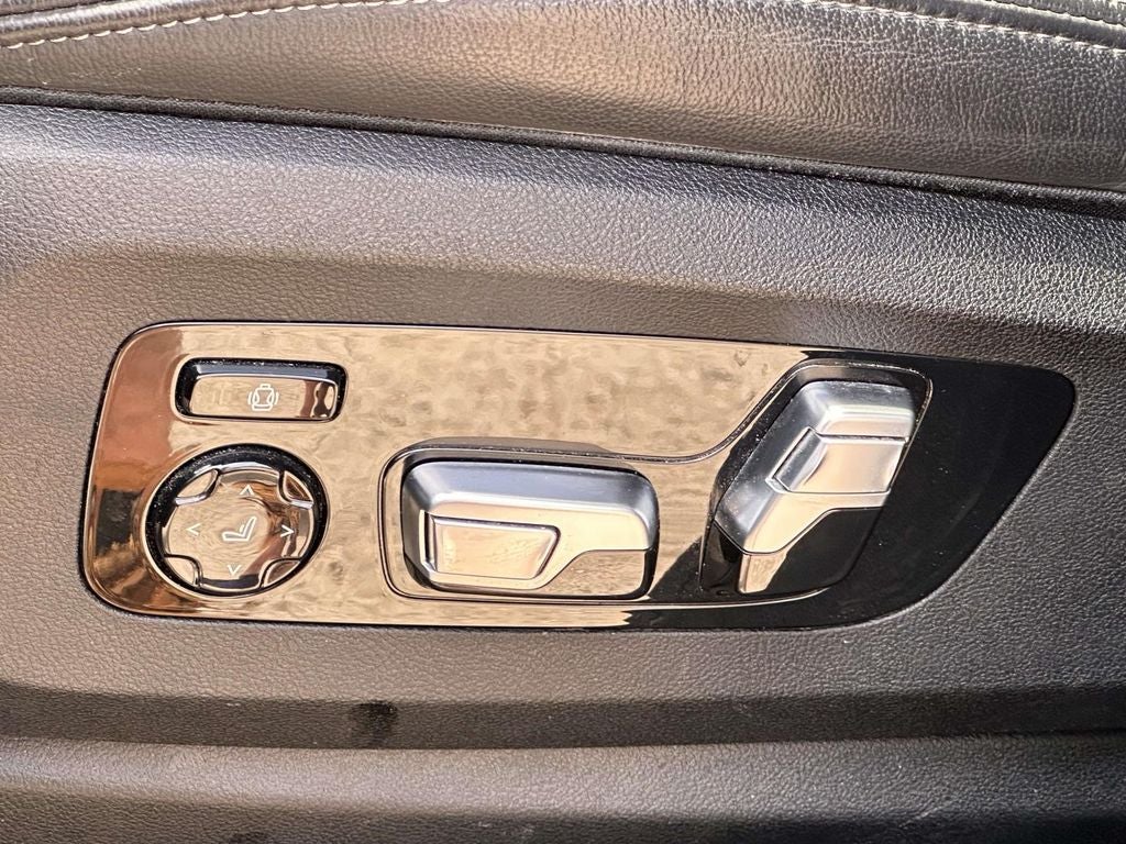 2022 BMW X5 M50i