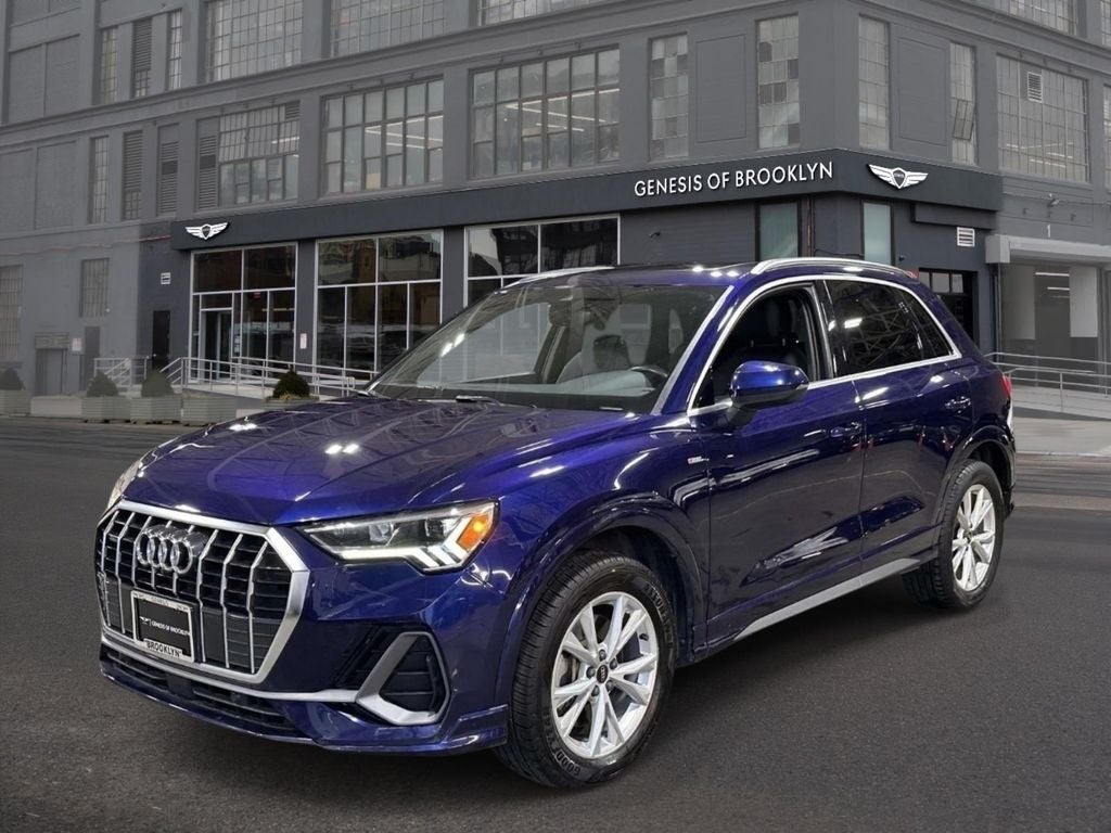 2022 Audi Q3 45 TFSI S Line Premium Plus quattro's photo