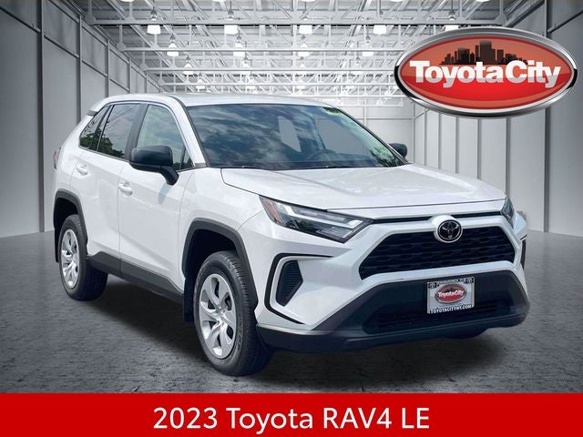 2023 Toyota RAV4 LE