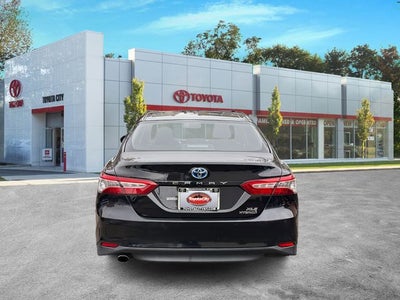 2018 Toyota Camry Hybrid LE