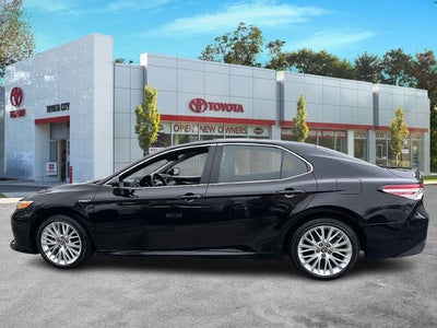 2018 Toyota Camry Hybrid LE