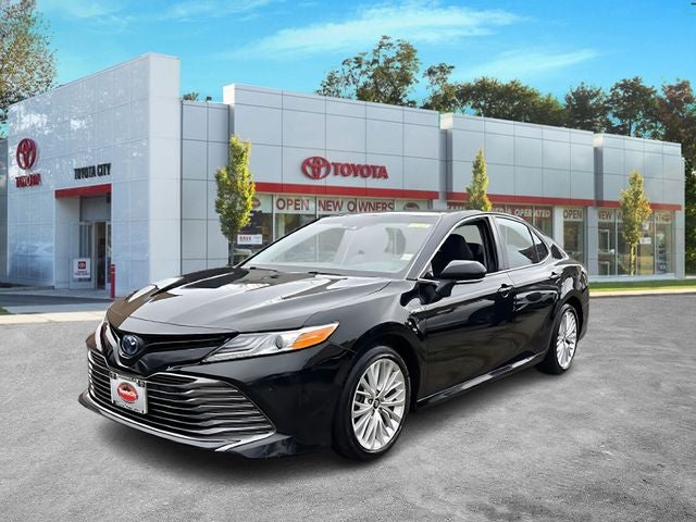 2018 Toyota Camry Hybrid LE