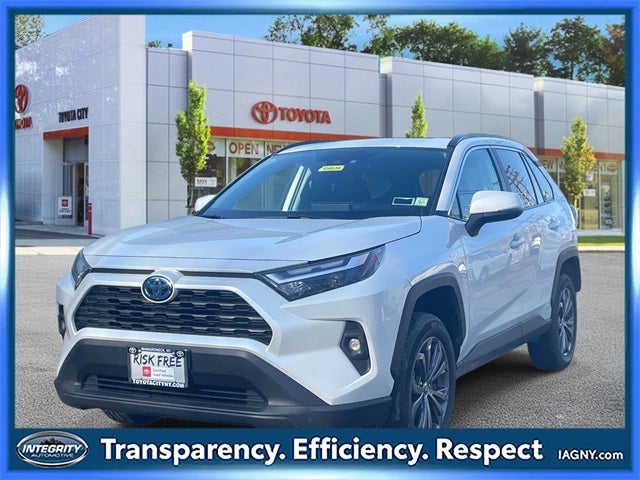 2024 Toyota RAV4 Hybrid XLE Premium