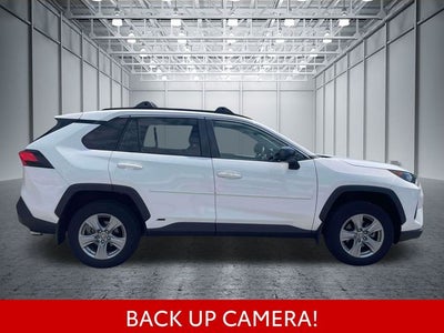 2022 Toyota RAV4 Hybrid LE