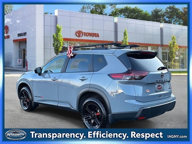 2025 Nissan Rogue Rock Creek