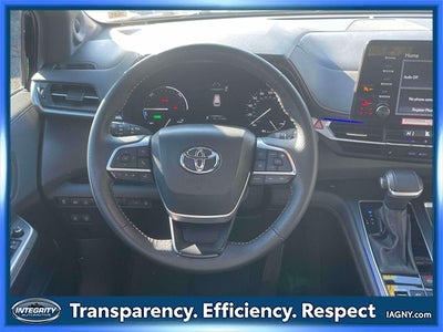 2024 Toyota Sienna XSE 7 Passenger