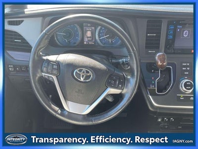 2017 Toyota Sienna Limited Premium 7 Passenger