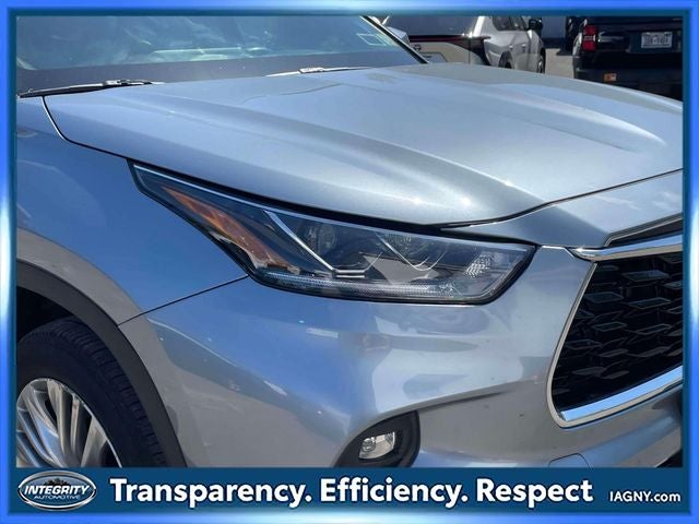 2024 Toyota Highlander Hybrid Platinum