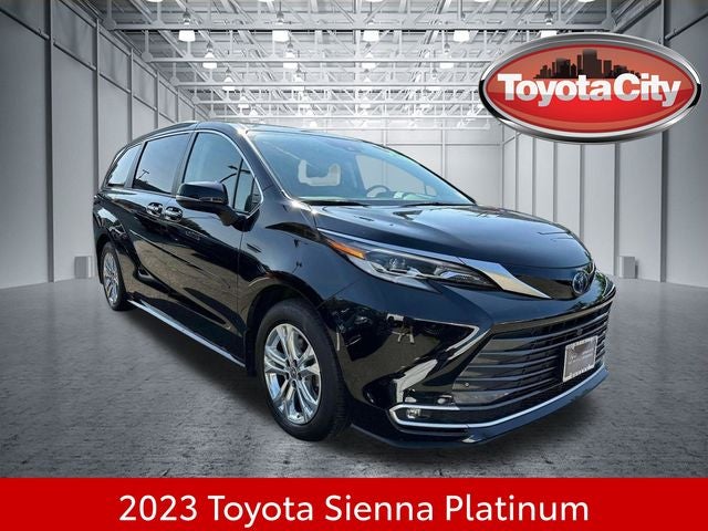 2023 Toyota Sienna Platinum 7 Passenger