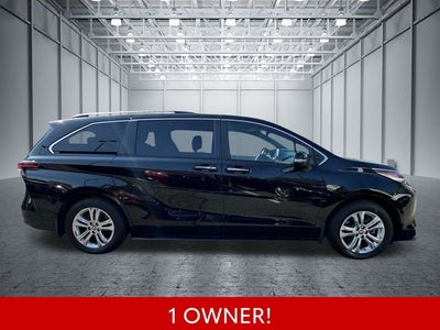 2023 Toyota Sienna Platinum 7 Passenger