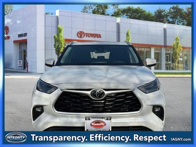 2022 Toyota Highlander XLE