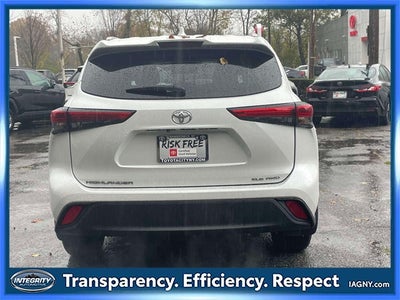 2022 Toyota Highlander XLE