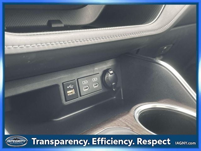 2024 Toyota Highlander Platinum