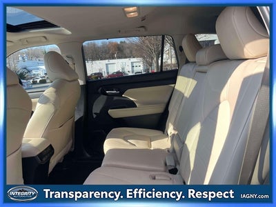 2023 Toyota Highlander XLE