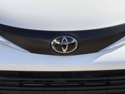 2026 Toyota Sienna LE 8 Passenger